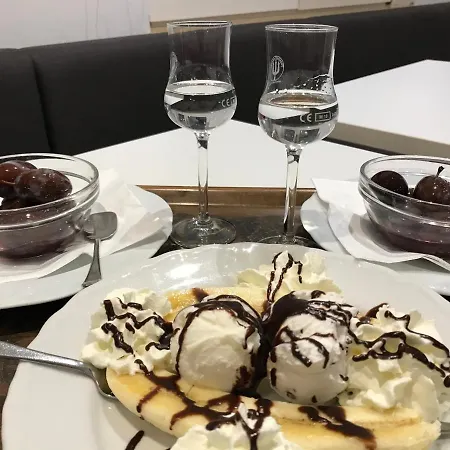 Franca Hotel Nago-Torbole