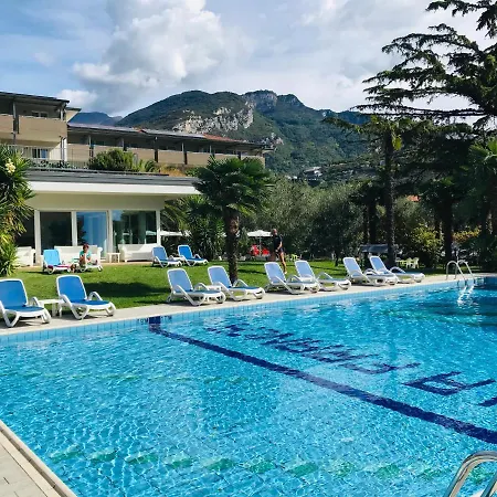 Franca 3* Nago-Torbole