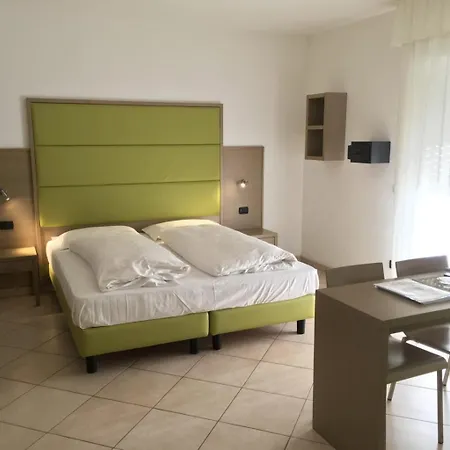 Hotel Franca 3*