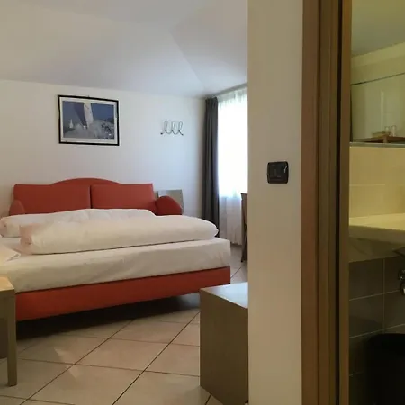 Hotel Franca 3*